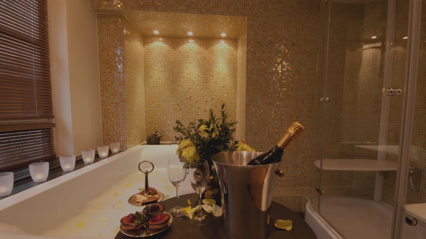 Private Spa mit Whirlpool im Hotel Laurentius